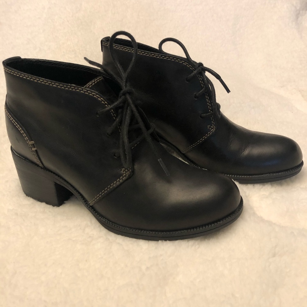 Clarks Maypearl Flora